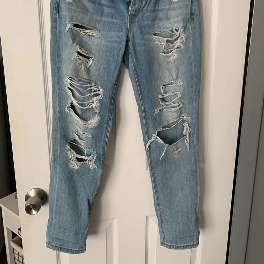 American eagle mom/tomgirl jeans!